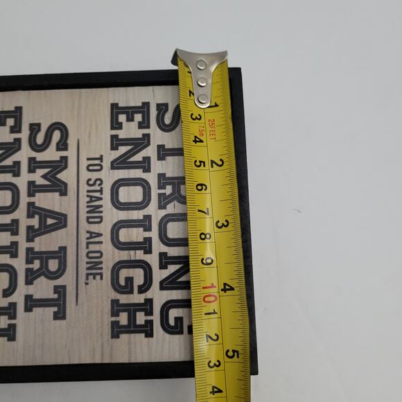 Inspirational Wooden Sign - Be Strong, Smart, Brave - Picture 9 of 10